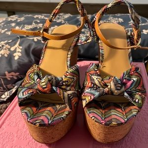 Womens size 7 1/2 Nine West cork platform heels